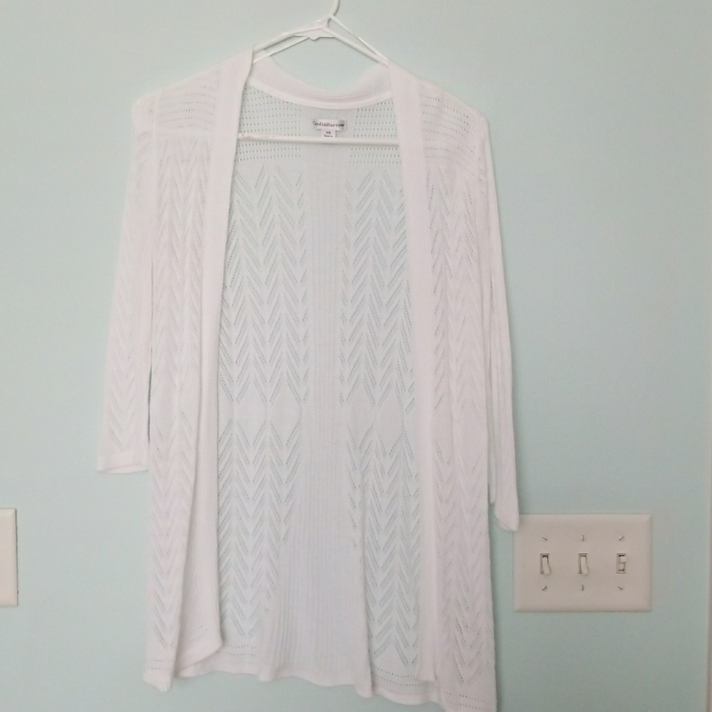 Light weight cardigan